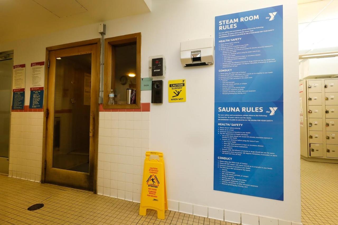 Hostel Flushing Ymca New York Exterior foto